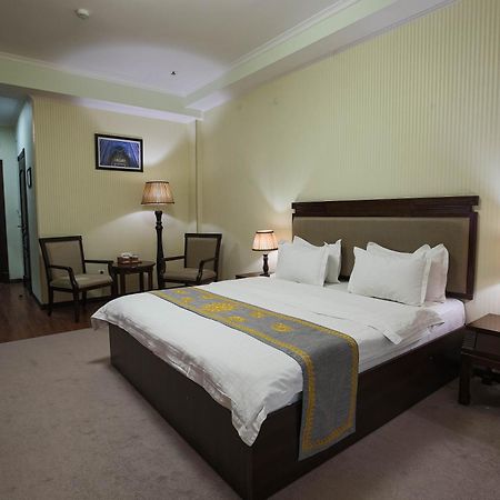 Hotel Zargaron Plaza Buchara Zewnętrze zdjęcie