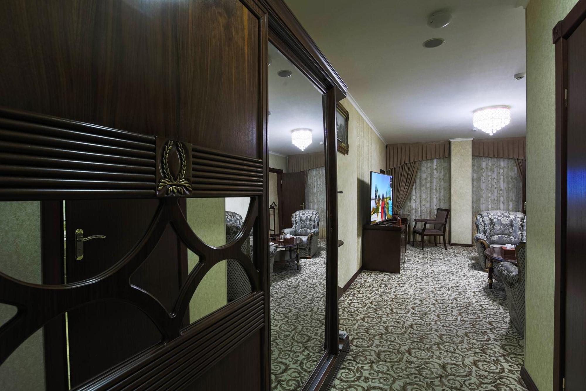 Hotel Zargaron Plaza Buchara Zewnętrze zdjęcie