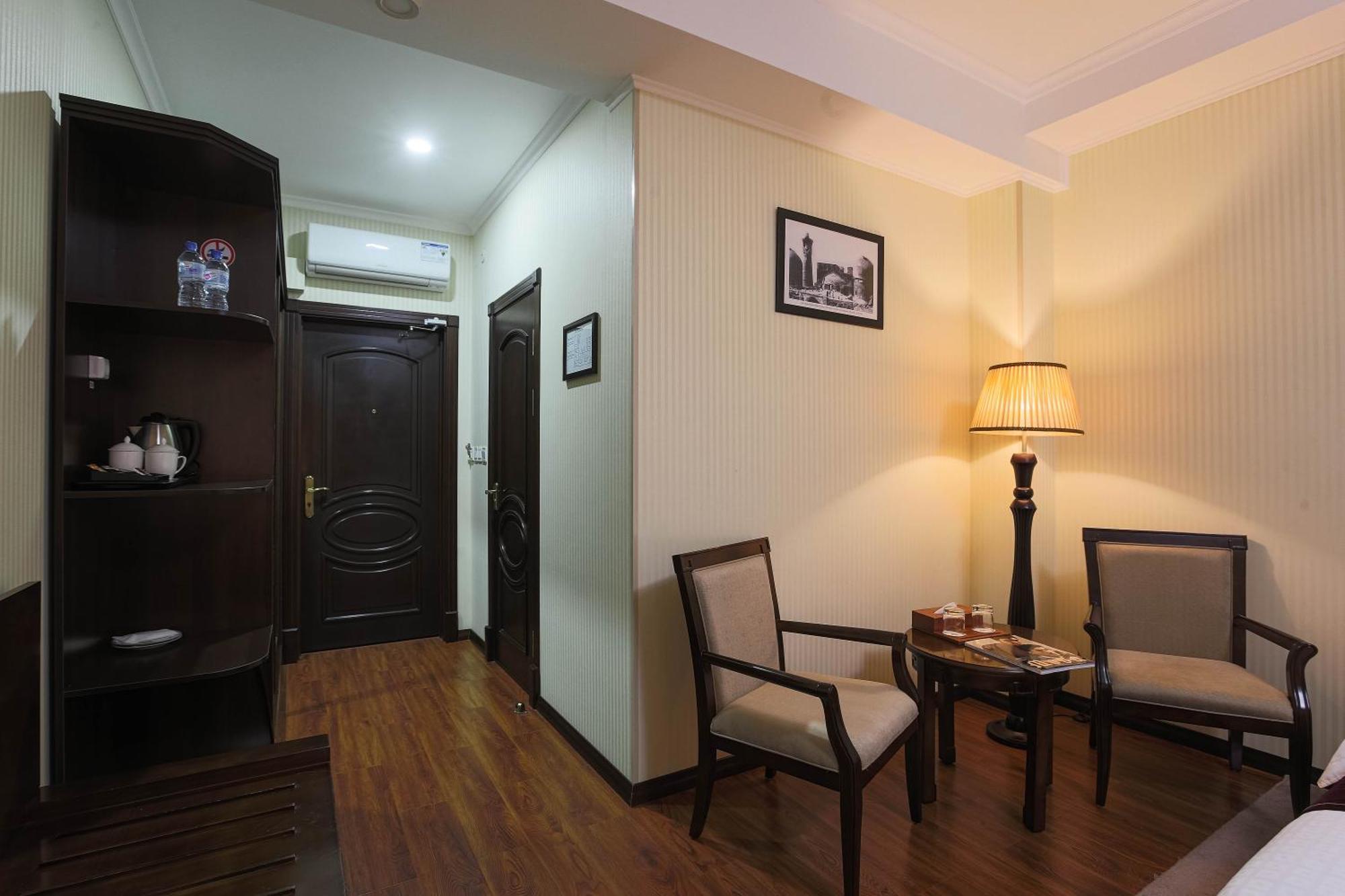Hotel Zargaron Plaza Buchara Zewnętrze zdjęcie