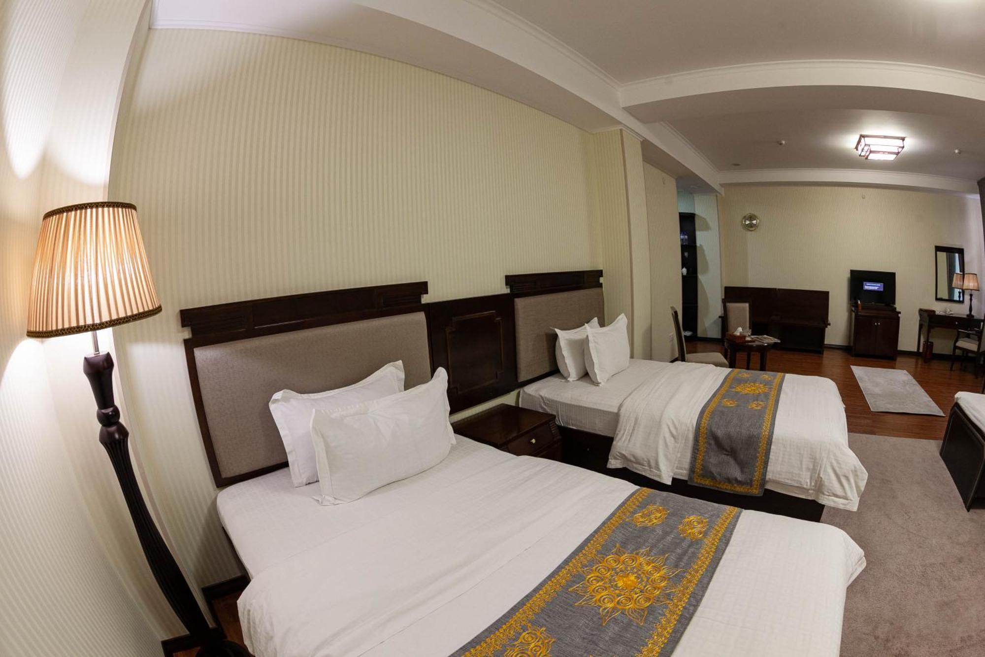 Hotel Zargaron Plaza Buchara Zewnętrze zdjęcie